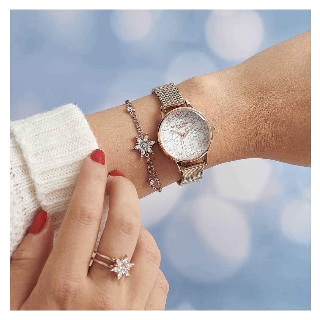Olivia Burtonさんのインスタグラム写真 - (Olivia BurtonInstagram)「ICE QUEEN ❄️  Our limited edition snowflake inspired watches and jewellery are now available, get yours before they’re gone forever 💗 #MyOliviaBurton #IceQueen #LimitedEdition」11月21日 22時21分 - oliviaburtonlondon