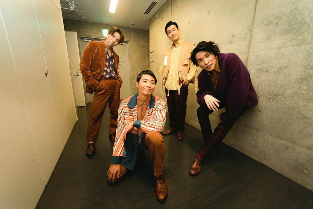 Kazuki Hamamotoのインスタグラム：「本日はお越しいただいた皆様！ そして062配信をご覧いただいた皆様！ 本当にありがとうございました！ 世の中がこんな状況の中、泣く泣く来場を諦めざるを得なかった方もたくさんいらっしゃるかと思います！ 早く何の障害もなく、全国の皆さんの目の前で、パフォーマンスしたいなと強く思いました！ もし、それがしばらく難しい状況になったとしても、全国のみなさんが笑って楽しめるエンタメを用意するのでご心配なく！笑  #シッキン #シットキングス  Photo by Kazuki Murata」