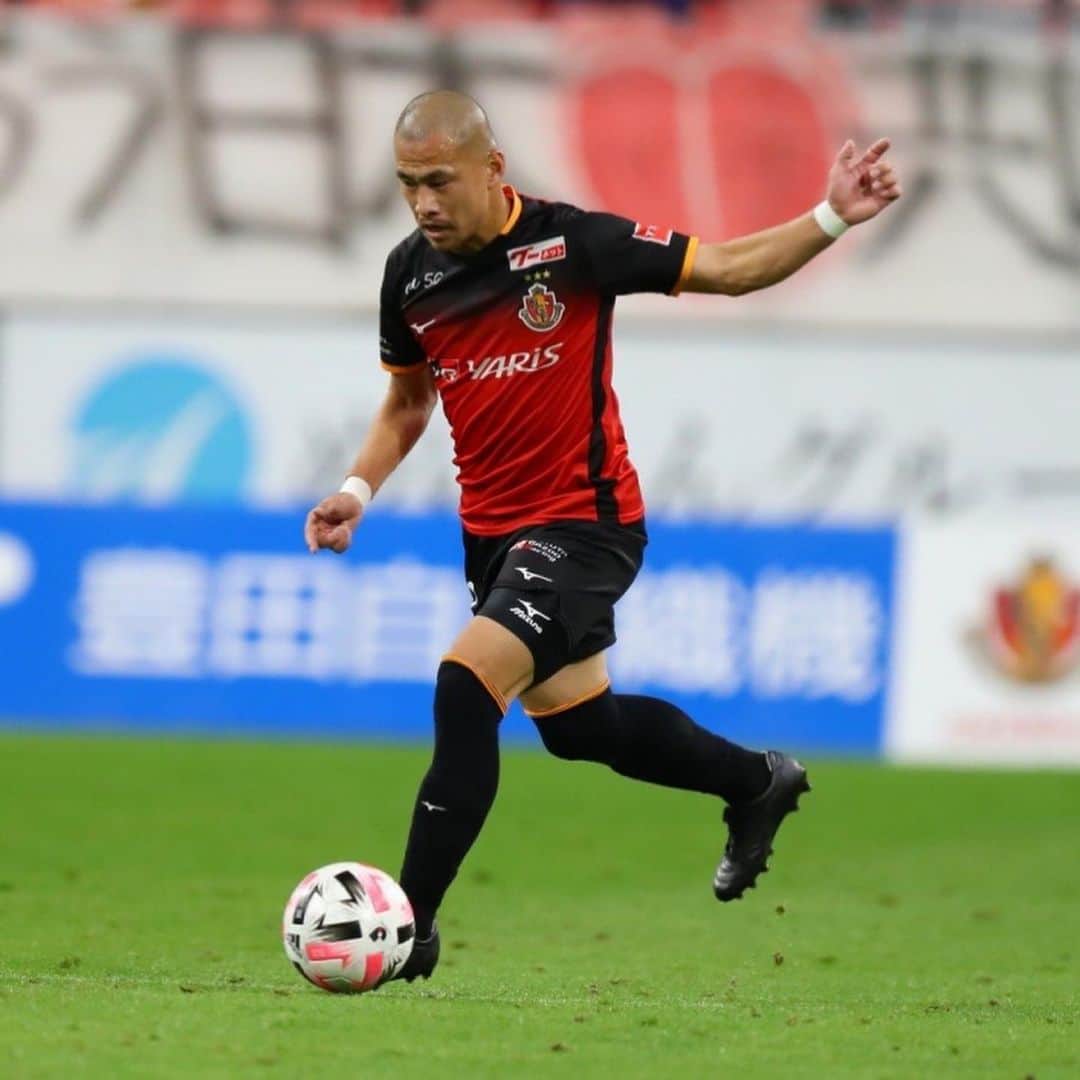 吉田豊のインスタグラム：「昨日も熱い応援ありがとうございました！ 勝ち点を着実に積み重ねていきましょう💪 #grampus#nagoyagrampus #family」