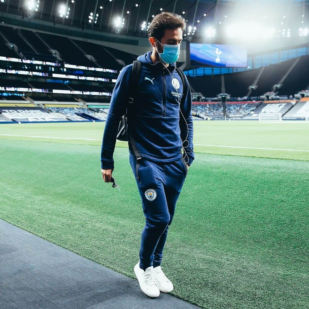 マンチェスター・シティFCさんのインスタグラム写真 - (マンチェスター・シティFCInstagram)「It's good to be back! 🙌💙 #mancity」11月22日 1時50分 - mancity