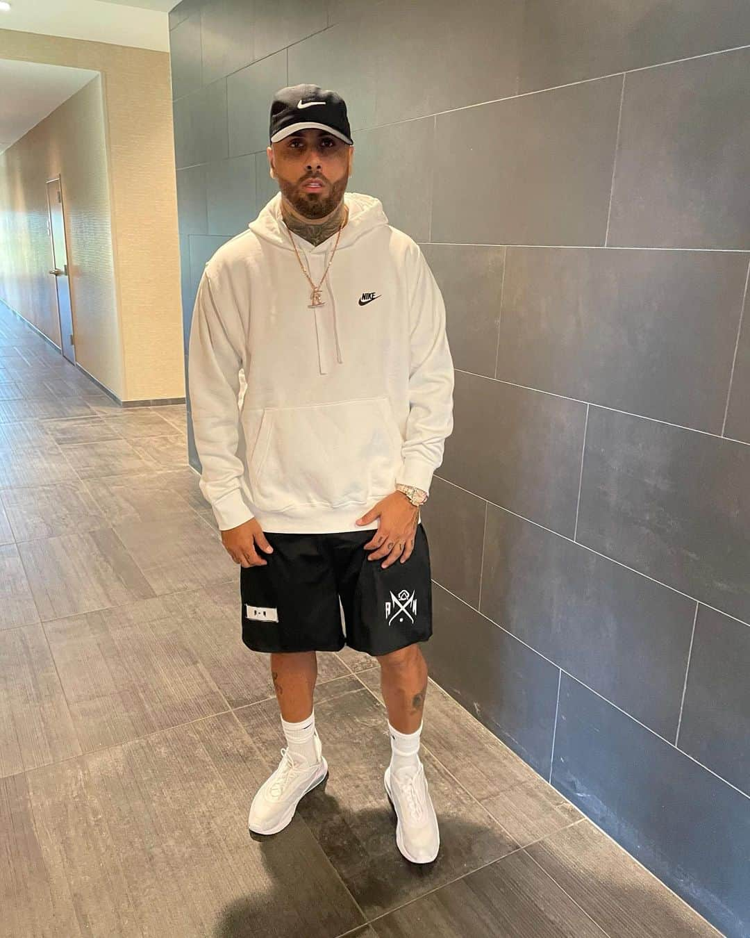 NICKY JAMさんのインスタグラム写真 - (NICKY JAMInstagram)「#polvo」11月22日 1時50分 - nickyjam