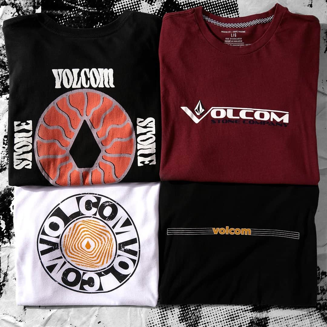 ボルコムのインスタグラム：「Need a new tee? tap to see! 👉 vol.cm/tees 👈」
