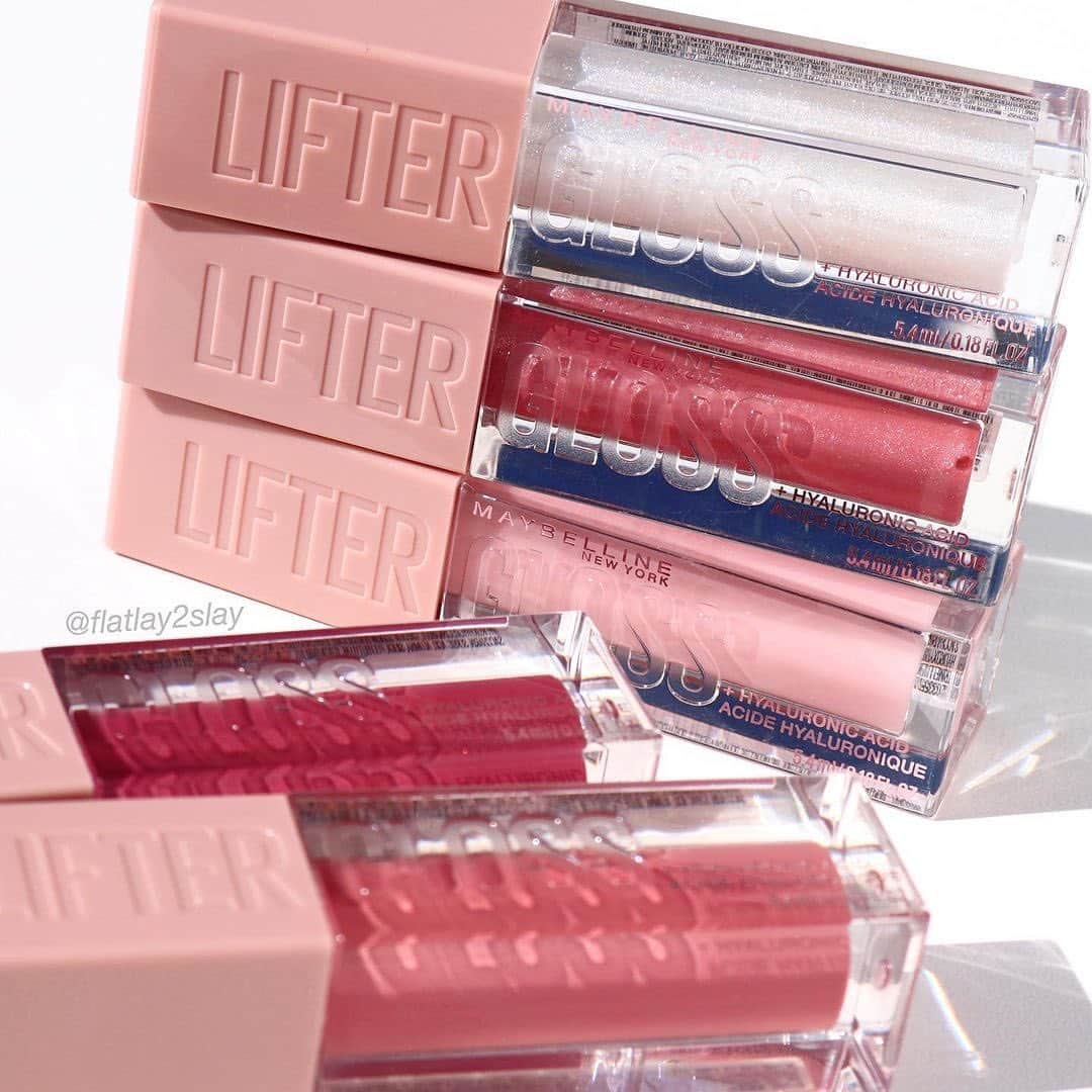 Maybelline New Yorkさんのインスタグラム写真 - (Maybelline New YorkInstagram)「High-shine, super pigmented and infused with hyaluronic acid! Our #liftergloss is perfect for any glossy lip lover! 👄 Tag a friend that needs to try it! #regram @flatlay2slay #mnyitlook」11月22日 3時24分 - maybelline