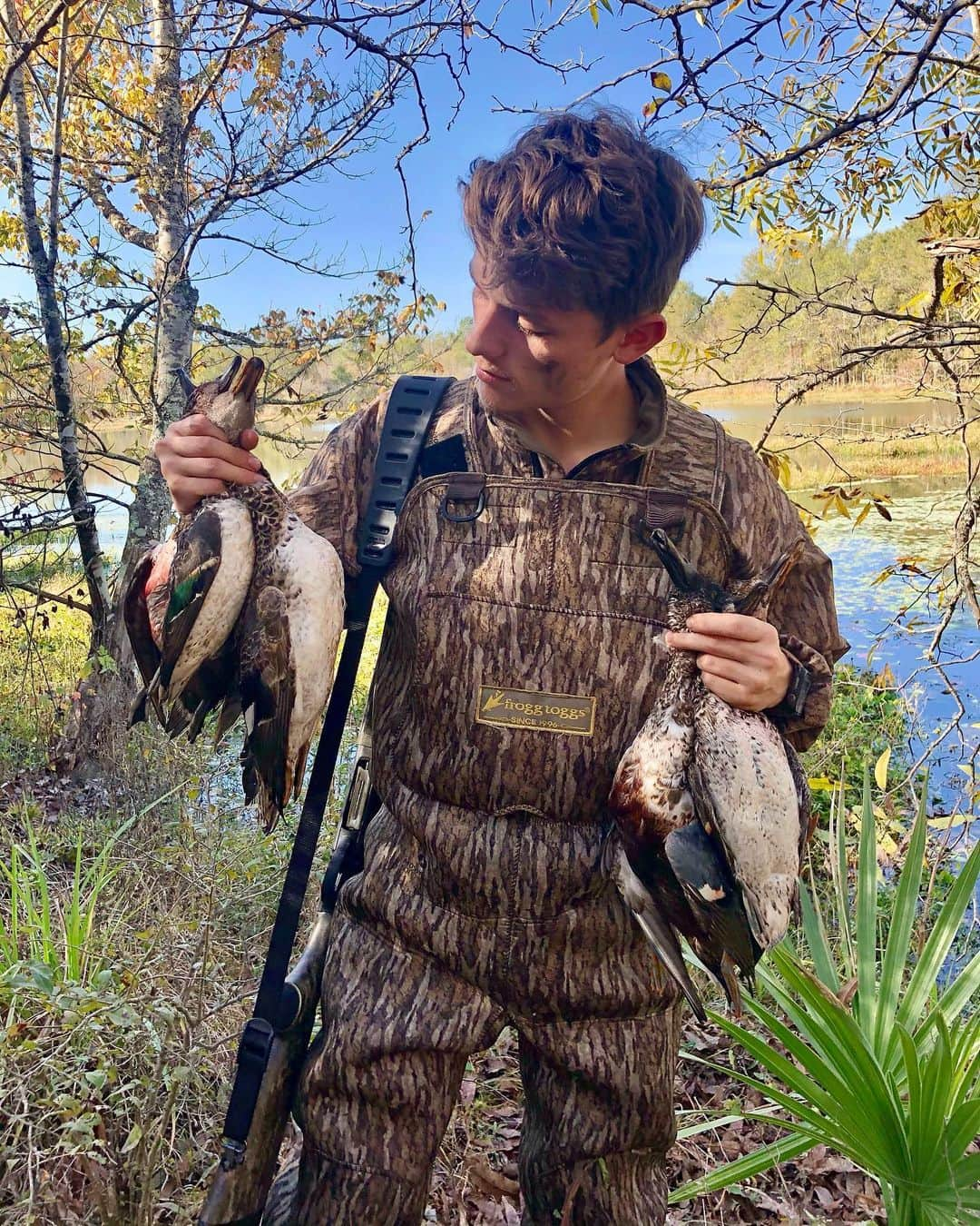 Dylan Dauzatのインスタグラム：「Opening morning limit out, good way to start off this waterfowl split」