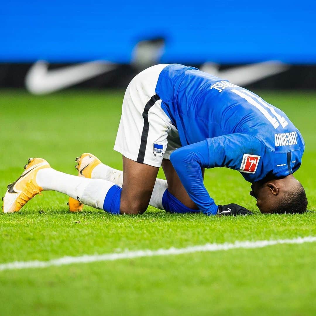 ヘルタ・ベルリンのインスタグラム：「😶😵 . . #BSCBVB #HaHoHe #herthabsc」