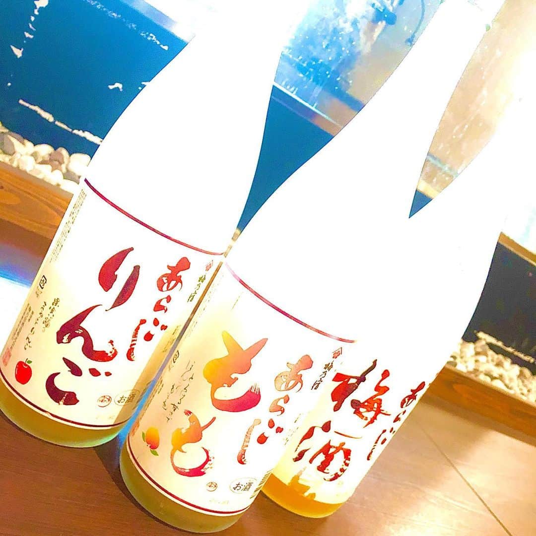 のインスタグラム：「あらごし酒は、「みかん」だけじゃない❗️  いつもご来店頂き、ありがとうございます😊  前回は「あらごしみかん酒」を投稿させて頂きました🎉 今回は、当店で扱っている「あらごし酒」残りの3種類です❗️  ・りんご ・もも ・梅 の3種類です✨  呑み方はロックがオススメです😆  ぜひご賞味ください🎵  #大阪 #堺市 #鳳 #鳳駅 #鳳駅前 #鳳駅前店 #弁慶 #弁慶鳳店 #居酒屋 #個室 #個室居酒屋 #炭火焼き #肉炉端 #肉 #ハッピーアワー #飲み放題 #プレミアムモルツ #こだわり酒場レモンサワー #肉串 #鉄串 #弁慶名物 #名物料理」
