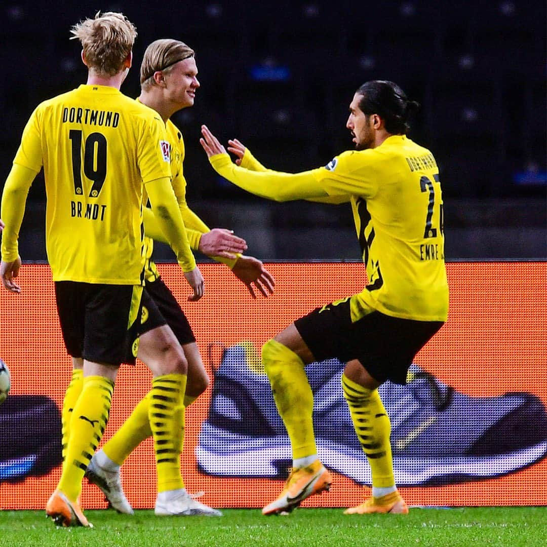 エムレ・カンさんのインスタグラム写真 - (エムレ・カンInstagram)「Happy to be back 💛⚽! Great fighting spirit after a difficult 1st half. Congrats on the 4 goals @erling.haaland 👏 You definitely owe me one now」11月22日 7時13分 - emrecan23