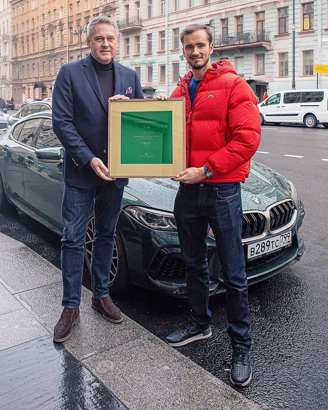 ダニール・メドベージェフのインスタグラム：「Thanks for your support @bmwru I'm pushing pedal to the metal // Спасибо @bmwru за поддержку. Жму изо всех сил #Mpower #M8 #bmw」