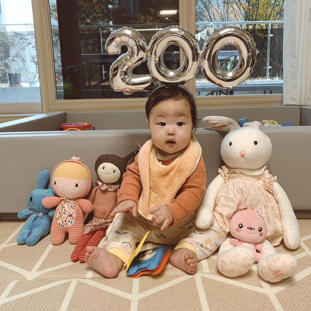 イ・ユンジのインスタグラム：「그날 찍어놓고 갑자스런소식에 기록을못했지 참 #너의200일#지난11월2일#사랑해아가」