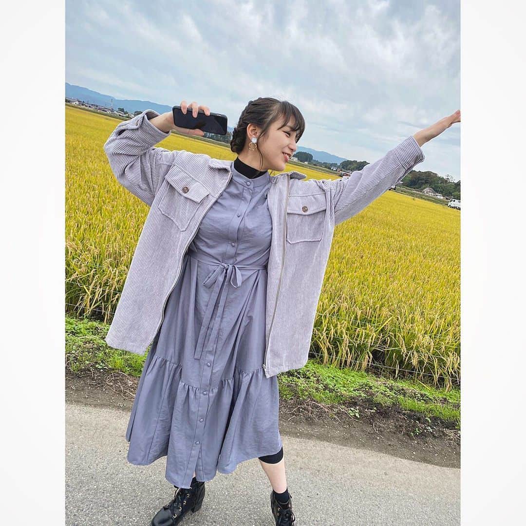 愛来さんのインスタグラム写真 - (愛来Instagram)「︎︎☁︎︎  浪江町で踊っちゃいましたっ！  Qなんの曲でしょうか🙄」11月22日 18時45分 - amefurasshi_aira_official_