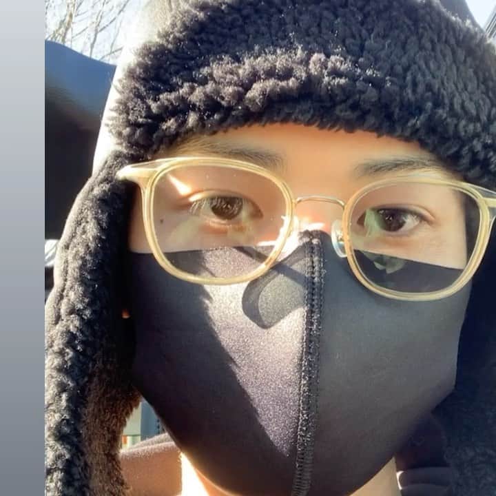 のインスタグラム：「. 貰い物マスク。 あったけぇ #1piu1uguale3」