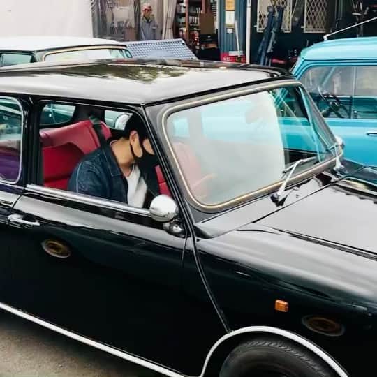 のインスタグラム：「めっちゃ楽しい @kingsroad_nagoya #classicmini  #minicooper  #carburetor」