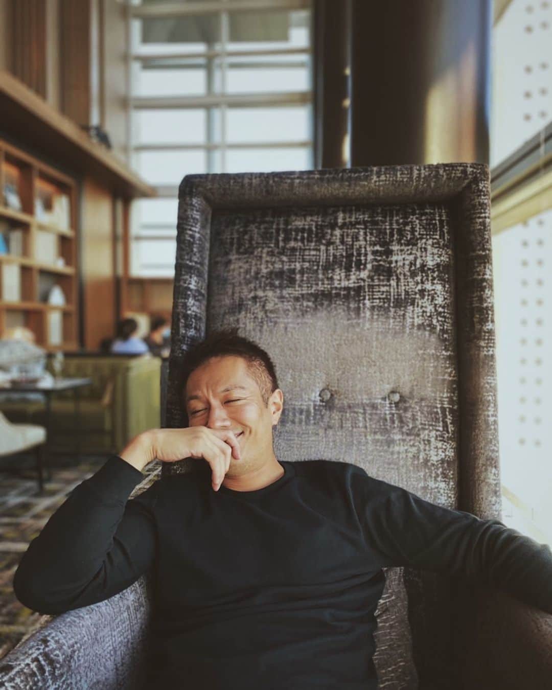 のインスタグラム：「Had a funny conversation😁😁😁 #enjoylife #smilemore #instagood」