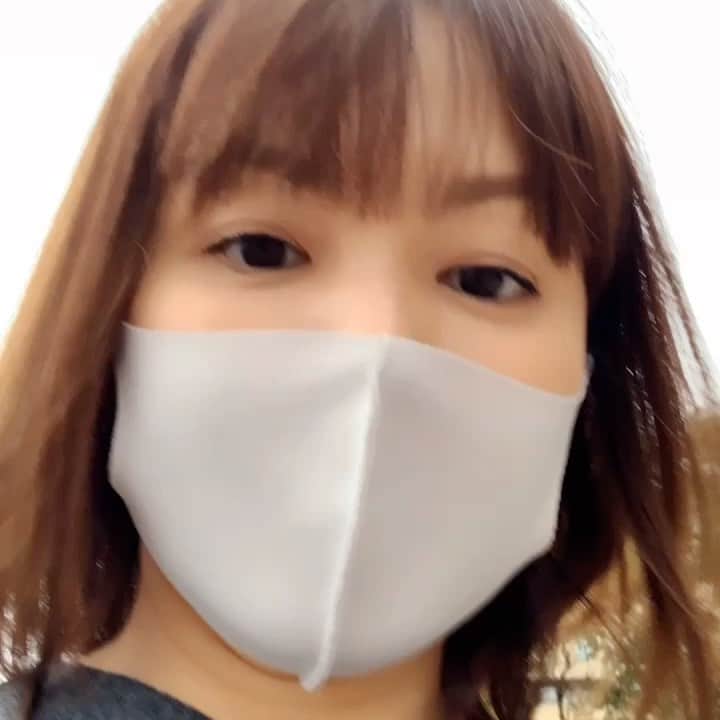 中澤裕子のインスタグラム：「🌧🌧  今日はゆっくり過ごしてます。  #日曜日 #家族の日 #大濠公園」