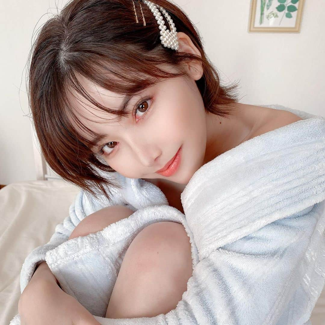 深田えいみさんのインスタグラム写真 - (深田えいみInstagram)「髪の毛巻いてもらいましたどうかな🤗✨」11月22日 13時22分 - eimi0318