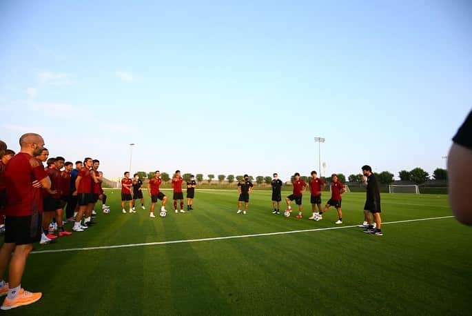 アンドレス・イニエスタさんのインスタグラム写真 - (アンドレス・イニエスタInstagram)「Día 1 🇶🇦💪 Vamos @visselkobe!」11月22日 14時11分 - andresiniesta8