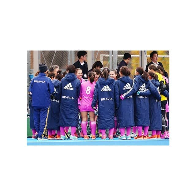 瀬川真帆のインスタグラム：「.  ♕partido♕ 📺16:30~ ( youtube配信あります✔︎ )  #japanhockeyleauge #hockey #osakahockey #partido」