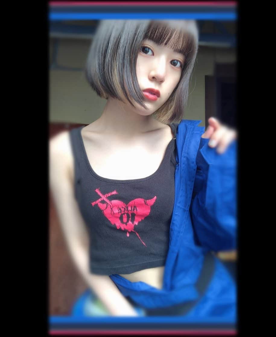 のインスタグラム：「青つなぎ。」