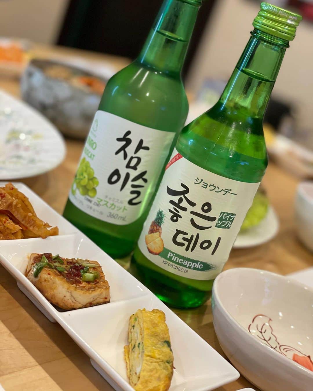 のインスタグラム：「前日ママミヤさん( @mamamiya_nagoya )に行ってきました🇰🇷 私が名古屋で一番美味しいと思う韓国料理屋さん😊✨ 日本人好みの味にしてるお店はたくさんあるけど、ここは韓国の家庭料理のお店で母の味の様な温かさがあって料理も全部美味しいの！！！おすすめ〜！ #韓国料理　#名古屋グルメ」