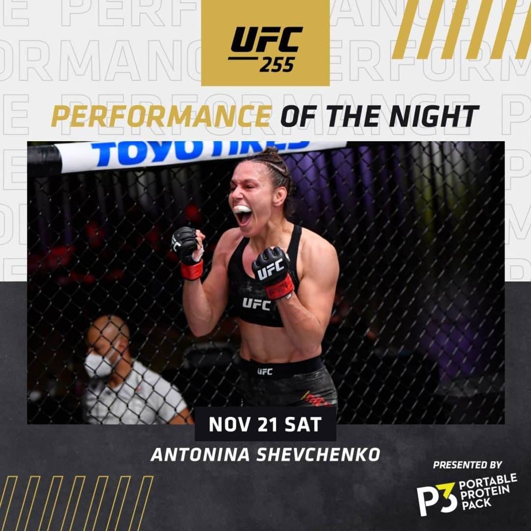 UFCさんのインスタグラム写真 - (UFCInstagram)「Cashing in 💰 50K for dominant performances by @NewMansa94 and @AntoninaPantera tonight! #UFC255」11月22日 15時36分 - ufc