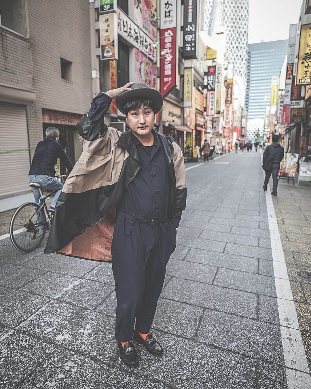 淡路幸誠さんのインスタグラム写真 - (淡路幸誠Instagram)「新宿西口」11月22日 17時50分 - kitsune_awaji