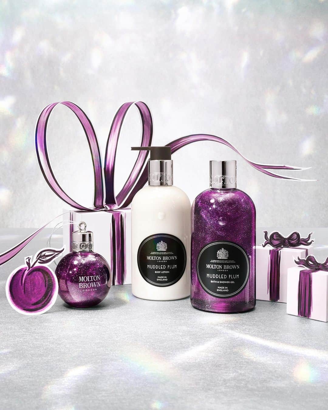 モルトンブラウンのインスタグラム：「Succulently sweet and opulent, Muddled Plum is a firm favourite all-round and it’s not hard to see why. Explore the collection online now.」