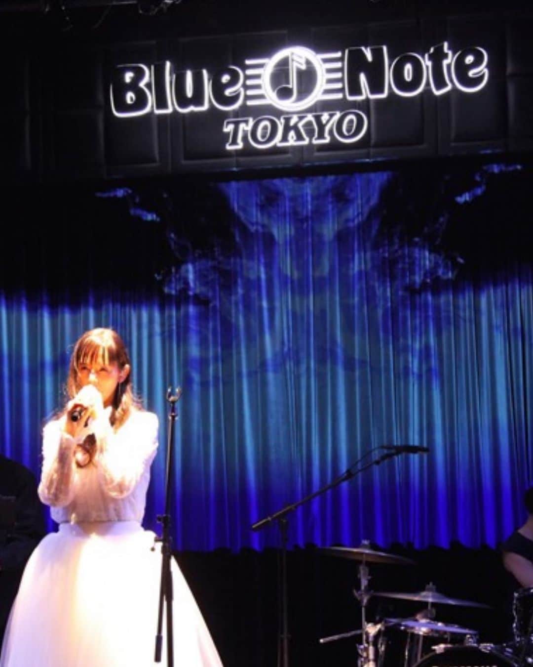 小西真奈美さんのインスタグラム写真 - (小西真奈美Instagram)「#Bluenote #ライブ #小西真奈美」11月22日 18時06分 - manami.official