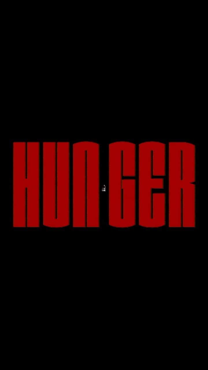 Mali-Koa Hoodのインスタグラム：「HUNGER THE VIDEO. MY FAVOURITE STORY + VIDEO YET. A WORLD OF MINI MALI’S. NOW AVAILABLE TO WATCH ON MY YOUTUBE. LINK IN STORIES   I wanted the visual to be about the all consuming and sometimes ugly face of a dream. @alexplexstudio helped it to life with their vision. It’s the perfect image of the chaos and beauty, coexisting in my mind. It’s all about duality. And maybe there’s too many me’s and voices for most, but welcome to my lifeeee  Link to the video in my stories.   Directed by @alexplexstudio  DOP Alex Reid  Choreography @darcyjaynewallace  Produced @stayfamilia  Prod/Head of Music Videos @rpjmorgan  Management @climaxmgmt @honestrecordsuk  Styling @vesaperakyla @nylonartists  Hair and Makeup @lydiarharding  BTS @kovachevvictor  Gaffer Hamza Twomev Focus Puller Andrew Trewartha  Runner @joerobson98」