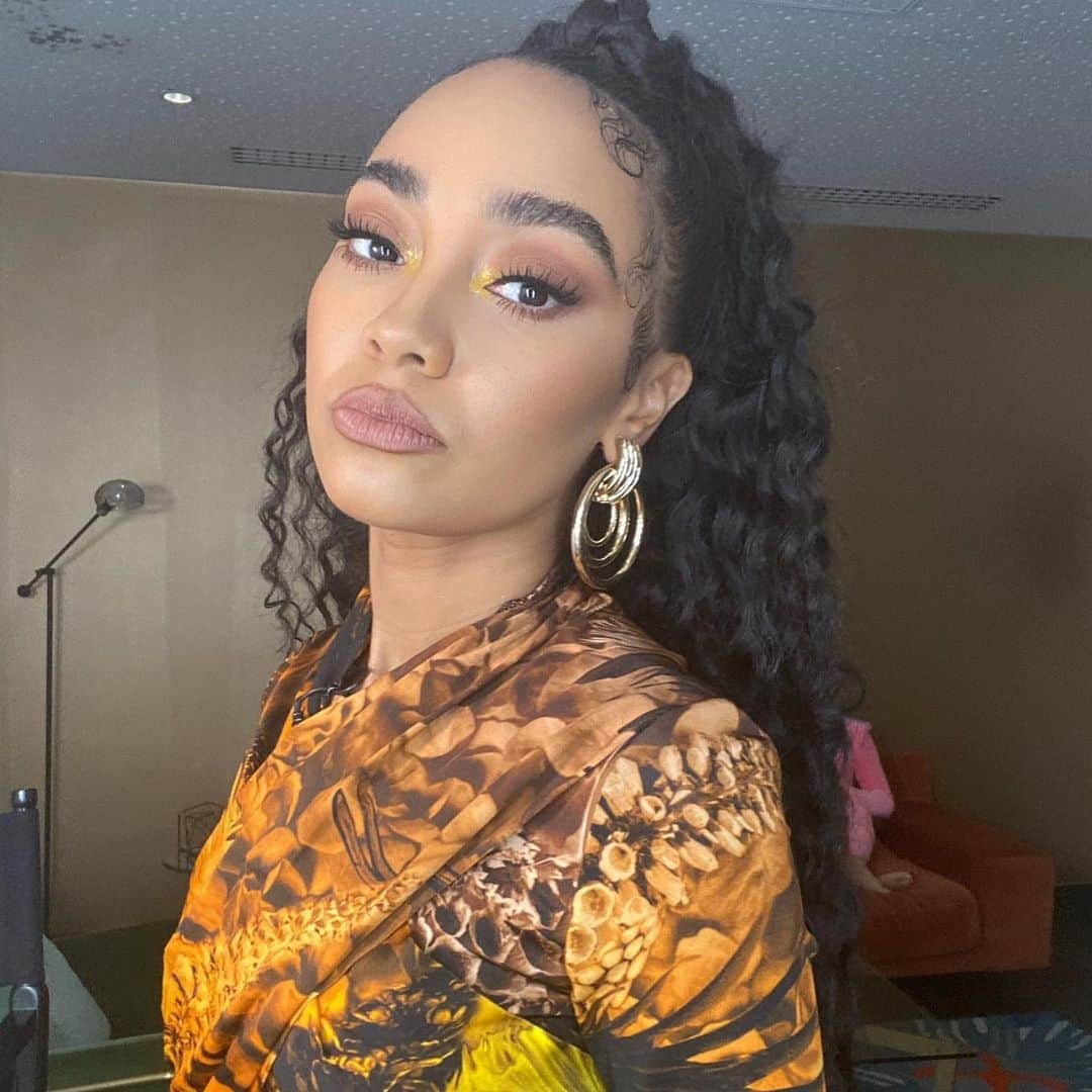 リトル・ミックスさんのインスタグラム写真 - (リトル・ミックスInstagram)「💛🧡 @leighannepinnock」11月23日 4時37分 - littlemix