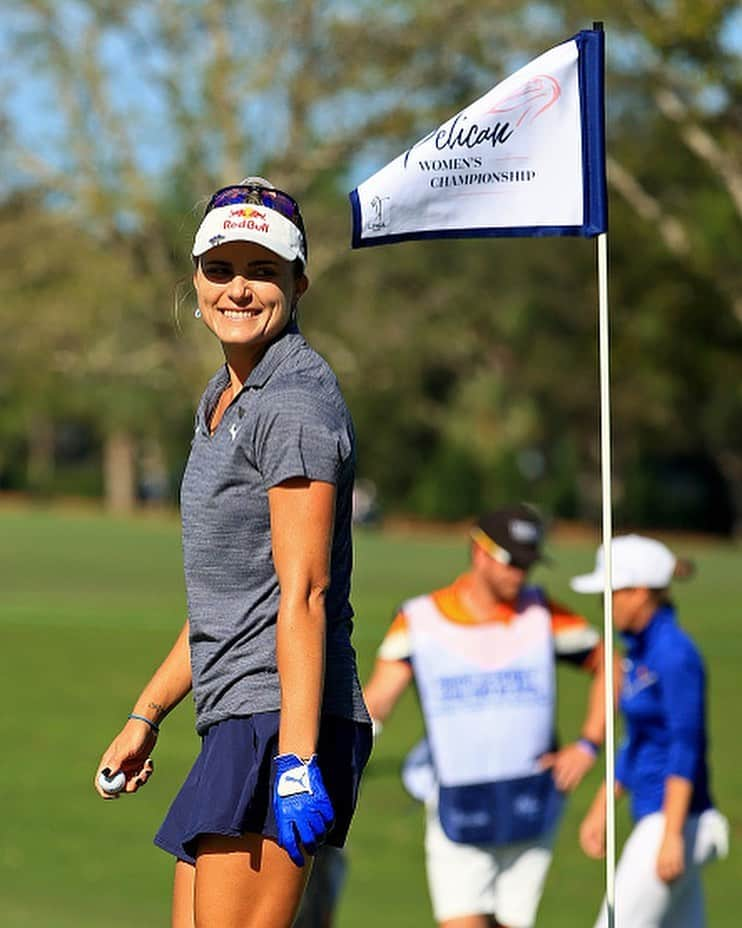 レクシー・トンプソンさんのインスタグラム写真 - (レクシー・トンプソンInstagram)「Was fun making a hole in one this week 😂🤷🏼‍♀️ thanks to the sponsors, course staff, and volunteers this week at the @pelicanlpga for making it possible 😊」11月23日 4時39分 - lexi