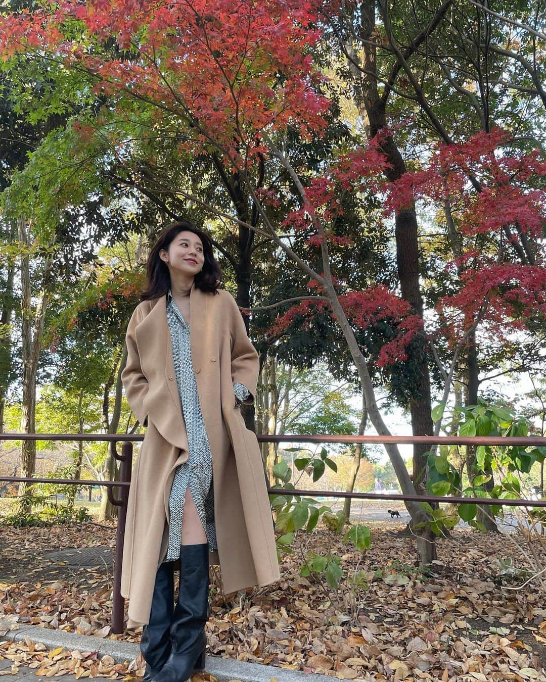 江藤百香のインスタグラム：「Outfit 🍁 このブーツは毎年履いている お気に入りです😉 @elin_official_jp」