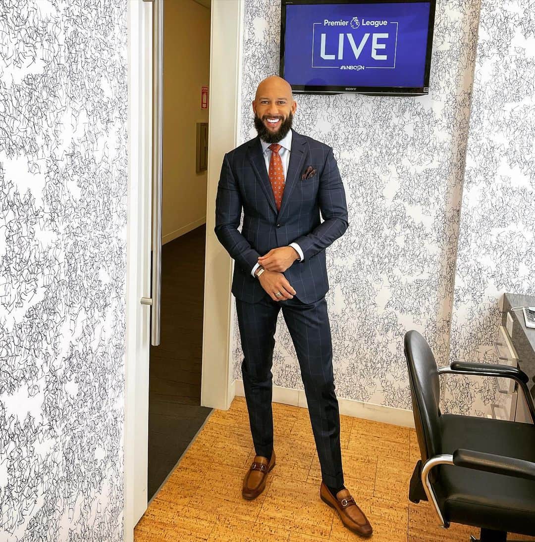 ティム・ハワードのインスタグラム：「LIVE 🎥 @nbcsportssoccer」