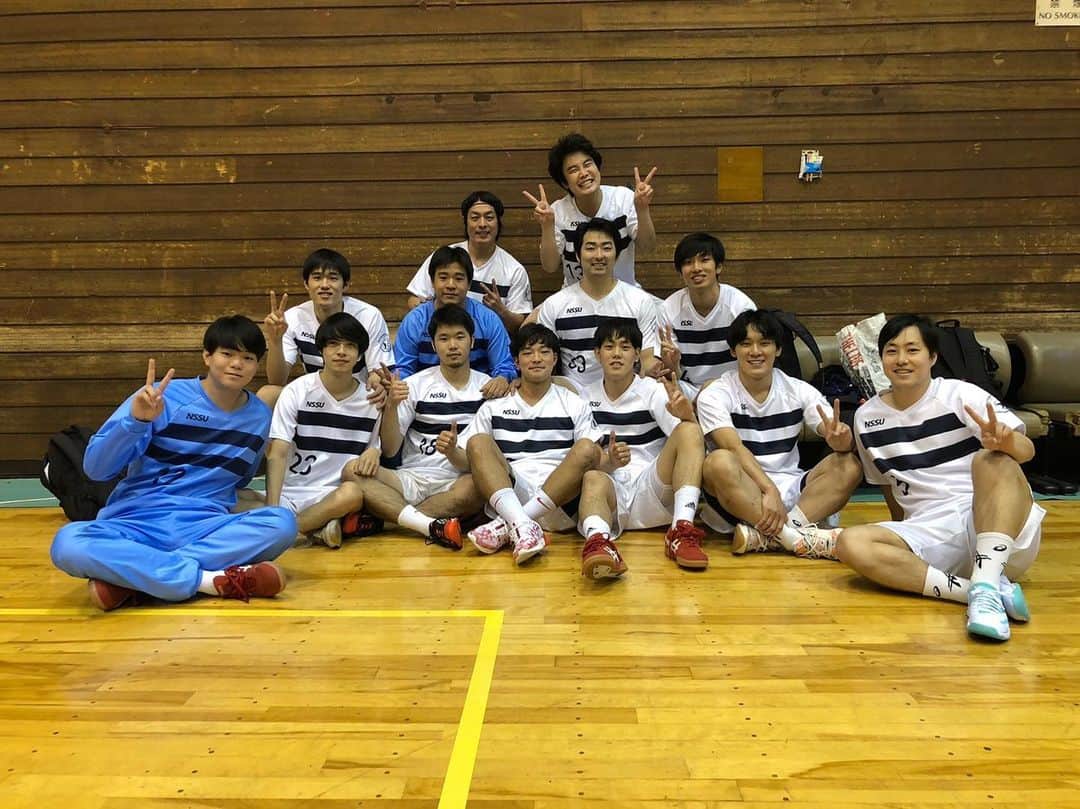 宮崎大輔さんのインスタグラム写真 - (宮崎大輔Instagram)「日体大4年生での撮影❗️ これが日体大ユニフォーム姿の最後になりました。怪我で試合に出れないのが悲しいです… 日本選手権頑張って欲しいです‼️  #日本体育大学 #ハンドボール #宮崎大輔 #handball #bennu #日本選手権」11月22日 20時46分 - daisuke7_official