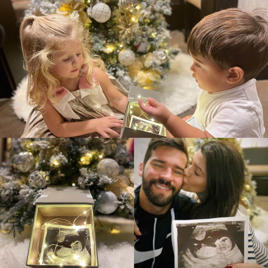 ナタリア・ベッカーのインスタグラム：「Nossa família cresceu! 🥰 ✨ Fomos abençoados com mais um presente maravilhoso de Deus! Vida que veio para selar um novo tempo!  Deus é detalhista e a vontade Dele é soberana e perfeita! 🎊 A alegria aqui é indescritível! O amor só aumenta!!! ❤️🔗✨ @alissonbecker 👩‍❤️‍👨👧🏼👦🏽👶🏻 (Gen 1:3) #agorasomos5」
