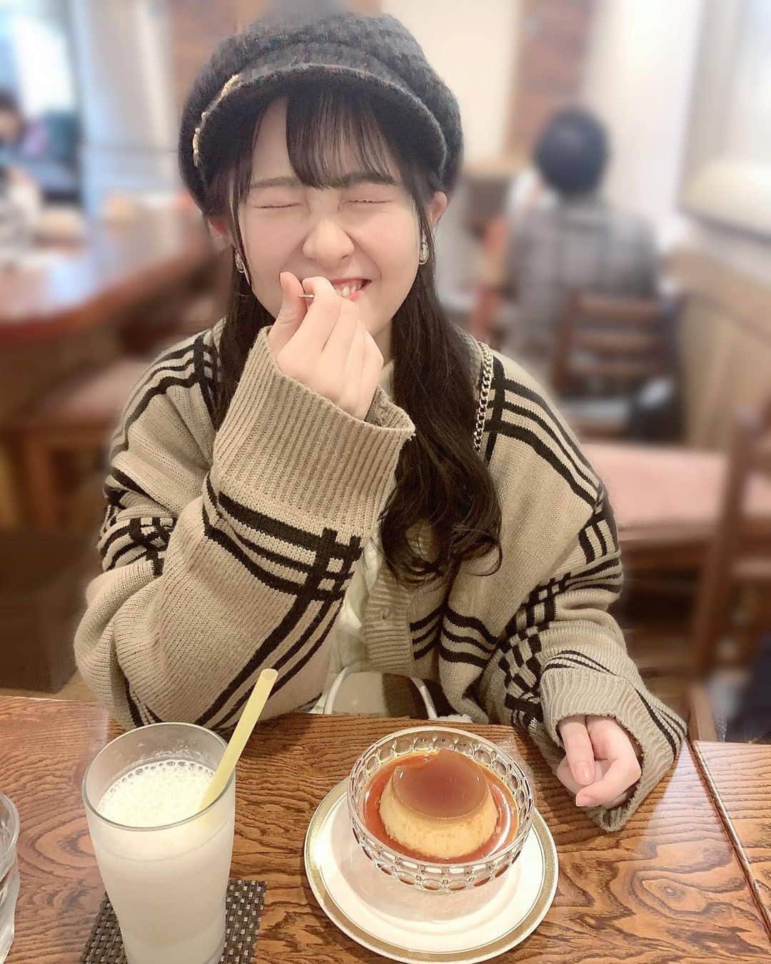 石田千穂さんのインスタグラム写真 - (石田千穂Instagram)「． この前友達と行ったカフェが落ち着いた雰囲気で素敵でした☺️ 次はホットケーキ食べたいな #喫茶店 #広島カフェ #カフェクラシック #STU48 #石田千穂」11月22日 20時57分 - chiho_ishida