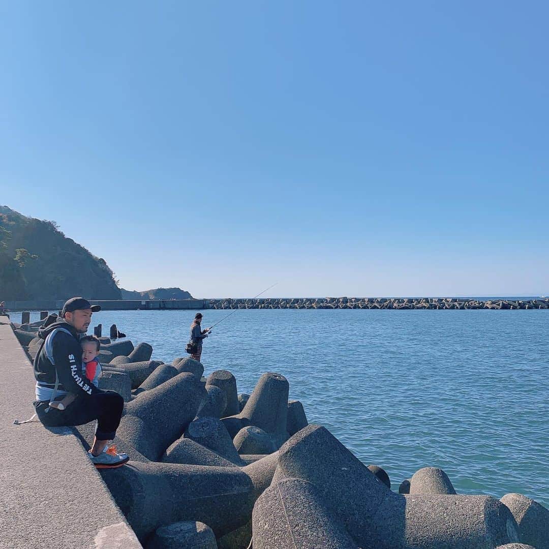 松永祥兵のインスタグラム：「ずっと行きたかったんよな〜セカチューの堤防🌉」
