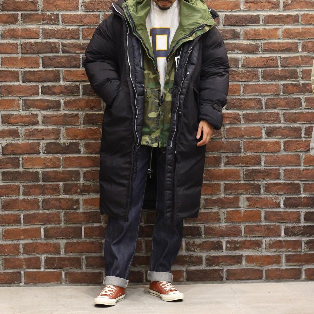 のインスタグラム：「styling  DOWNJACKET.#karrimoraspire  JACKET.#goretexparka INNER.#vintagechampion  PANTS.#levisvintageclothing  SHOES.#converse ﻿ ﻿ ご注文、又は問い合わせはDMにてご連絡ください。﻿ ------------------------------﻿ ﻿ ARK STATES/ARK VINTAGE﻿ ﻿ 栃木県宇都宮市伝馬町1-17 1F﻿ ﻿ TEL:028-688-8895﻿ @arknets_official  #arkstates#fashion#styling #ファッション #宇都宮#セレクトショップ#arknets」