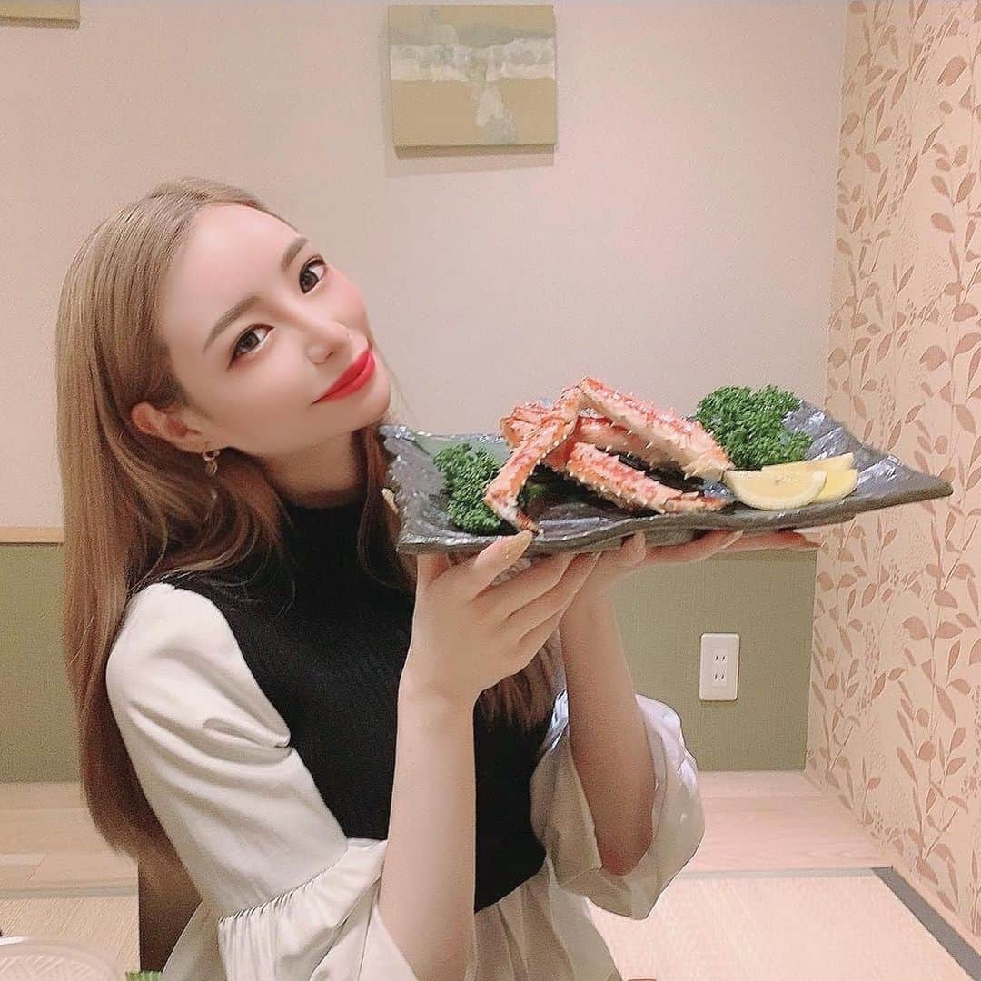 のインスタグラム：「﻿ かにかにかにえびかに🦀🦐❤﻿ ﻿ #北海道#おが#かに#ぶどうエビ」