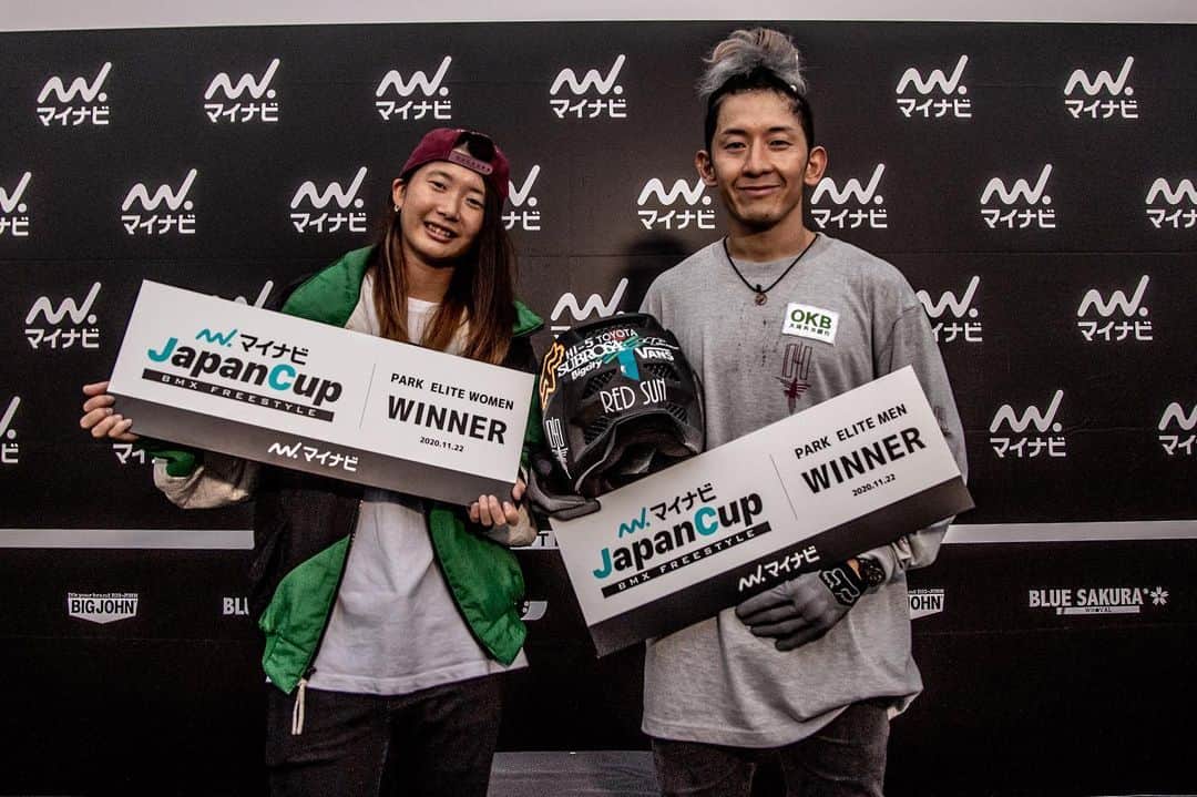 大池水杜のインスタグラム：「I won today’s Japan cup Kyoto👍🏼 thanks always for support me everyone😁 JAPANカップ京都、優勝出来ました！9月の全日本の時より納得出来るライディングが出来て良かったです！もっともっと頑張ります！ Photo by @55naoking @jfbf_official  @visavis_jp #タウン情報おかやま #ライト電業 #bigjohn #bluesakura #slopeshot #bmx #bmxgirl #bmxfreestyle #bmxwomen #マイナビ #japancupkyoto」