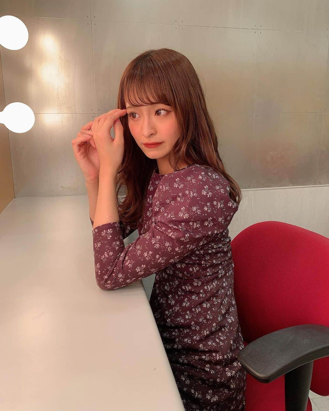 清水里香さんのインスタグラム写真 - (清水里香Instagram)「今日のイベントは私服でした🤎﻿ ﻿ メイクは @chim.makeup﻿ ちむさんにモテそうな感じのイメージで﻿ メイクして頂きました❤️﻿ ﻿ どうですか？🥰﻿ ﻿ ﻿ このワンピースもミニ丈で﻿ スタイルめっちゃよく見えてお気に入り🧸﻿ タグ付け見てね！﻿ ﻿ ﻿」11月22日 22時12分 - partyyy_chu