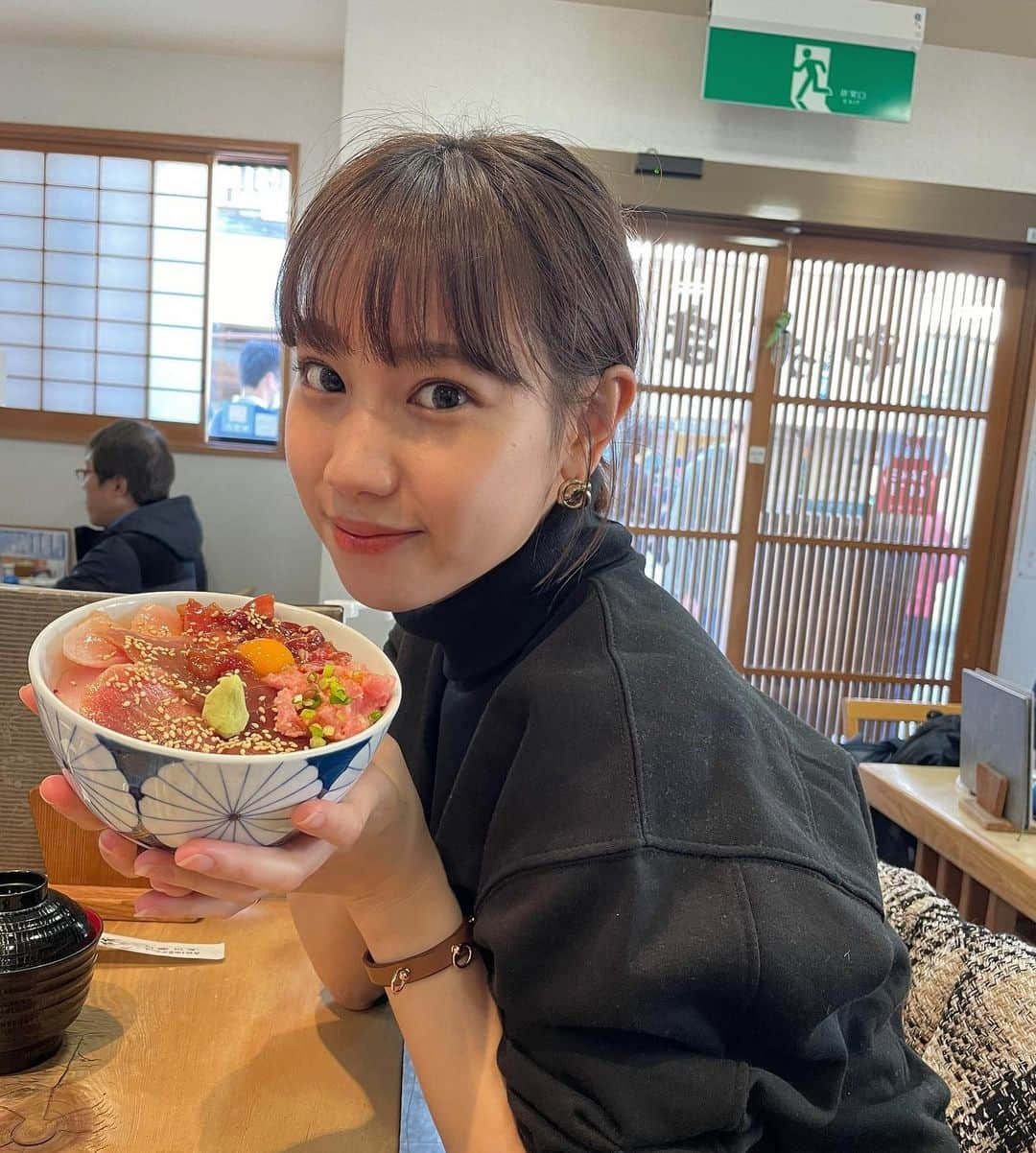 高野祐衣さんのインスタグラム写真 - (高野祐衣Instagram)「神奈川県の三浦半島で﻿ まぐろ食べてきました🐟♡﻿ 美味しいもの食べに遠出って、﻿ なんだか大人^ ^」11月22日 22時17分 - yuipooon12_06