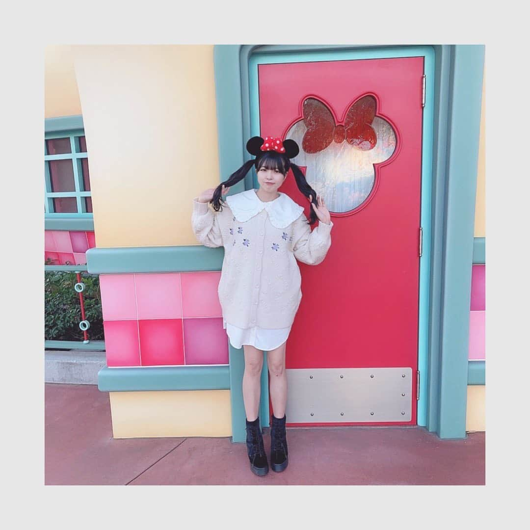 鈴木愛菜さんのインスタグラム写真 - (鈴木愛菜Instagram)「📷♡  #niceclaup #disney」11月22日 22時26分 - _enatan0109_