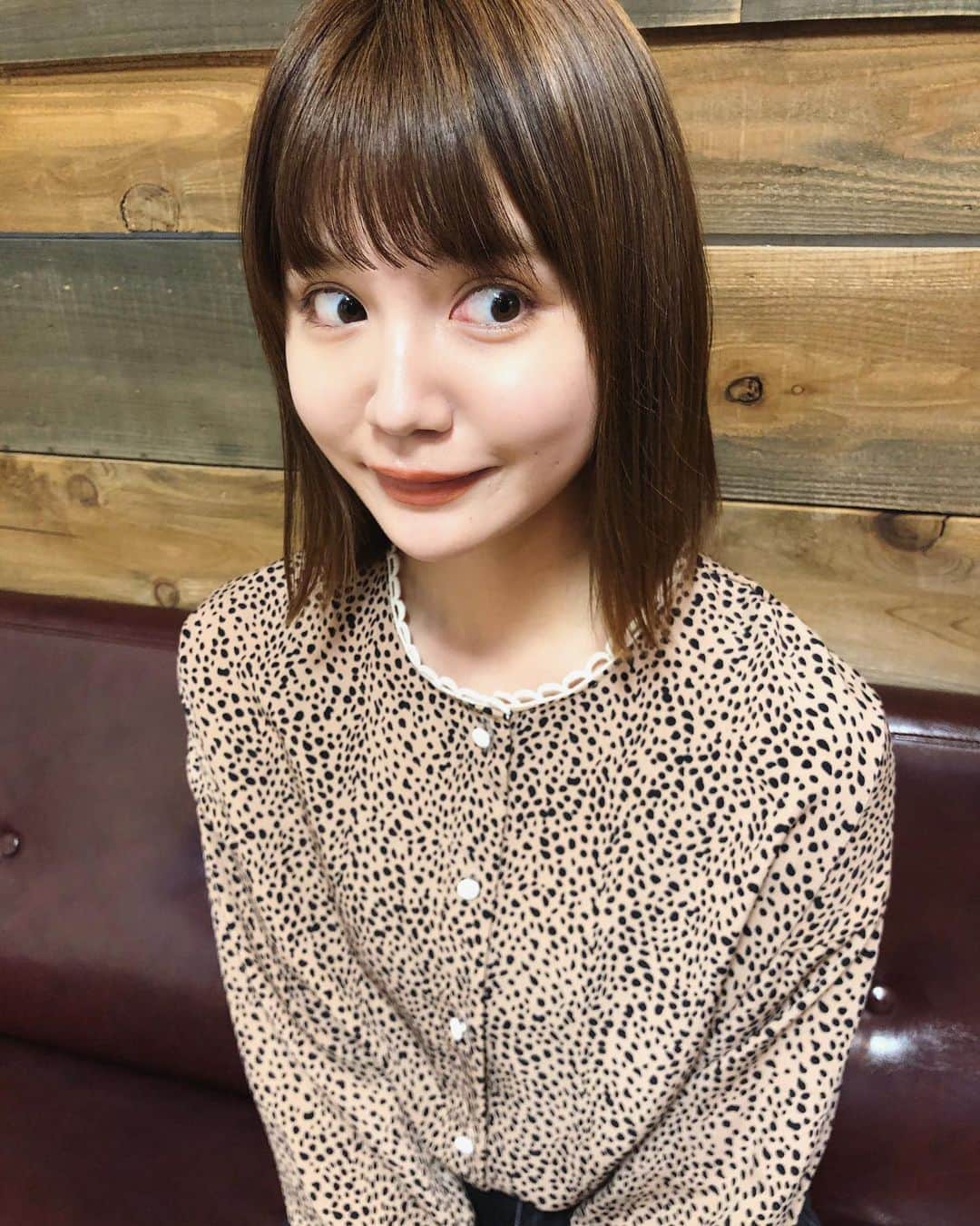 村田倫子さんのインスタグラム写真 - (村田倫子Instagram)「髪がのびてきました✌︎✌︎  いつもありがとう @meg_kodama ちゃん✂︎」11月22日 22時45分 - rinco1023
