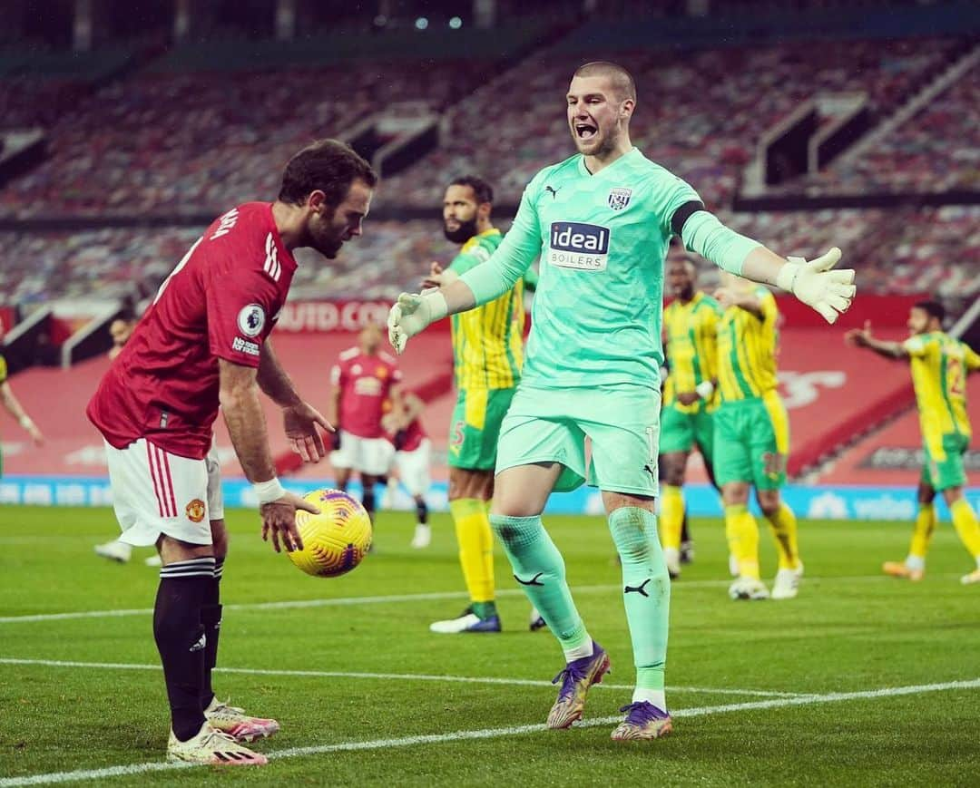 サム・ジョンストンさんのインスタグラム写真 - (サム・ジョンストンInstagram)「Gutted with the result last night 😤 great to play at OT and make some saves. 🙂 🧤」11月22日 23時10分 - samjohnstone32