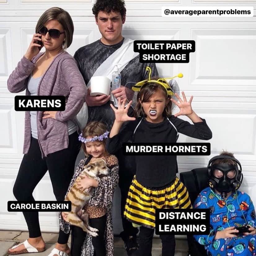 Average Parent Problemsのインスタグラム：「I know it’s a little late for Halloween content but this family dressed up as the 5 Plagues of 2020 gave me a much needed laugh. If you want to see more, I finally finished my Annual Halloween Costume Awards! Link in bio. This year was a tough year and I think you will see that reflected in a lot of the costume choices. For instance, only in 2020 would a child chose to dress up as a CDC employee. 😂 #mommyshortshalloween」