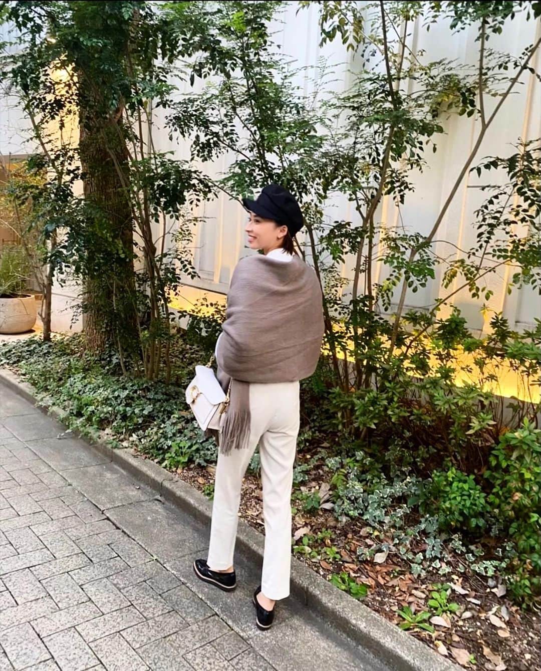 小城綾佳さんのインスタグラム写真 - (小城綾佳Instagram)「毎日充実🌿 新しいことを学ぶ楽しさを実感してる . #脳洗浄#脳洗浄大阪」11月22日 23時52分 - josalon.official