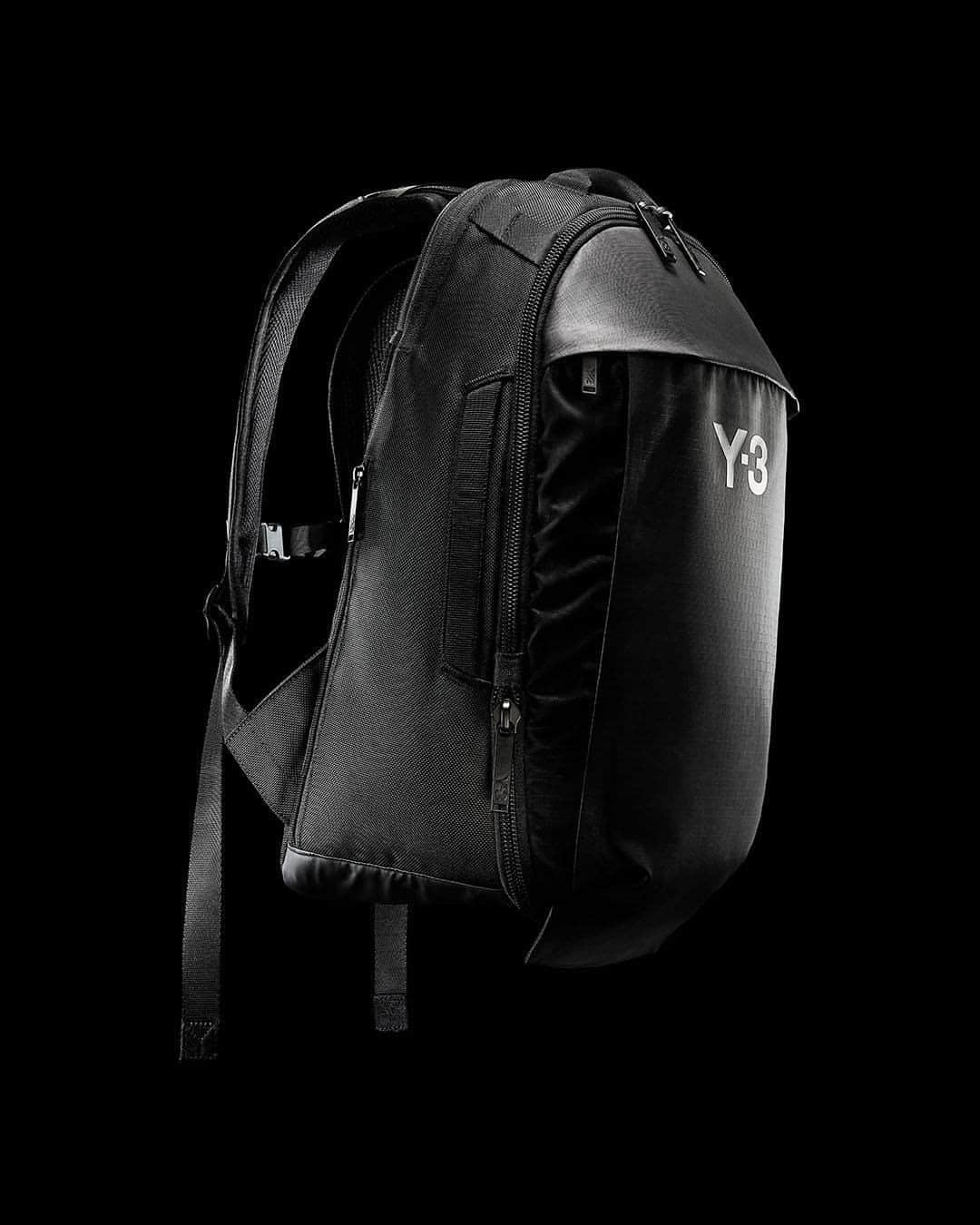 ワイスリーのインスタグラム：「Y-3 Classic Backpack. Y-3 Fall/Winter 2020 Collection. --- #adidas #Y3 #YohjiYamamoto Discover the collection at adidas.com/y-3」