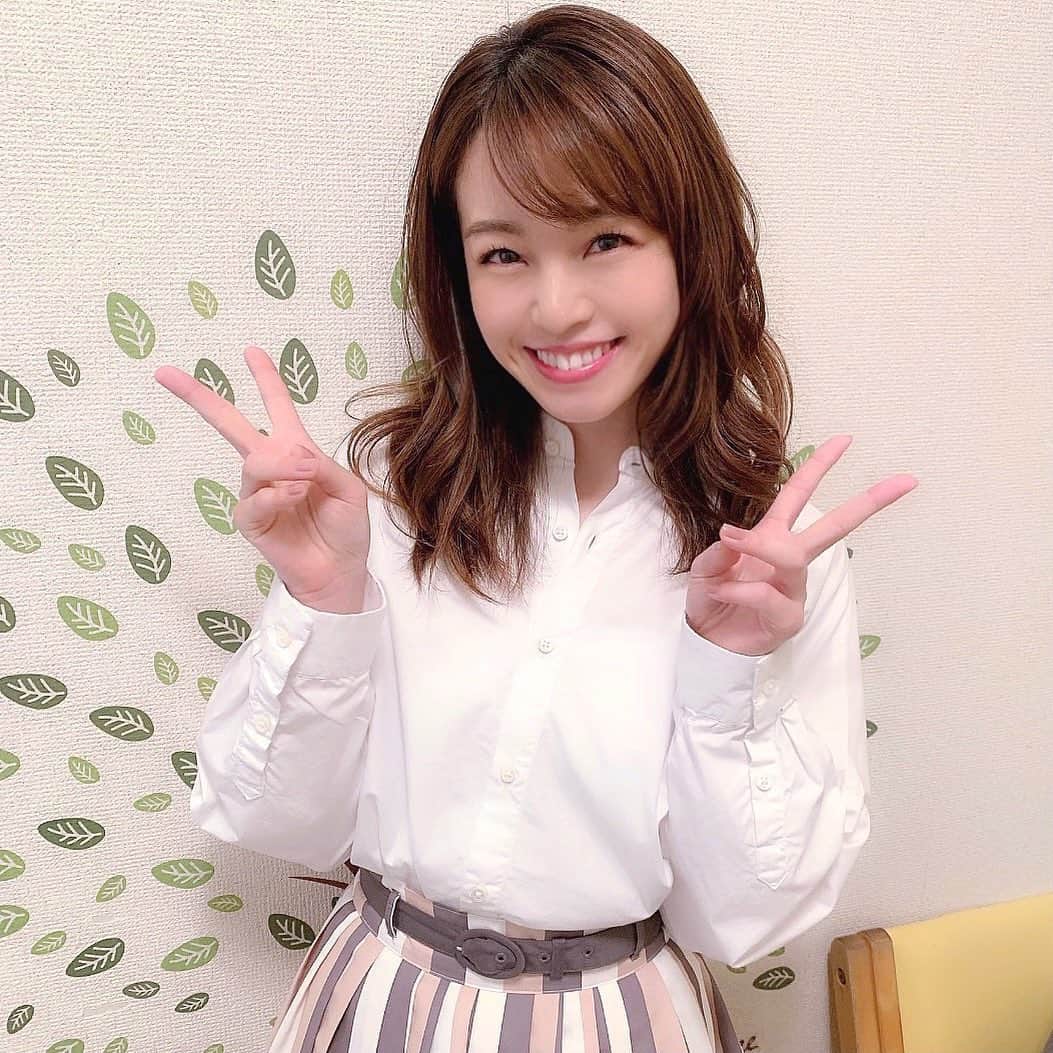 栗田萌のインスタグラム：「🍁11月23日🍁 くりもえ32歳になりました🥳  いつも温かいご声援ありがとうございます😊  どんなときも "なるようになる"精神で、地道にコツコツ経験値を積み重ねていきたいと思います。 今後の活動も楽しみにしていてくださいね💕  底抜けの明るさだけが取り柄の私ですが❣️笑 これからも応援よろしくお願いします🌸 #くりもえ こと #栗田萌 #32歳 なっちゃいました〜🤗💕」