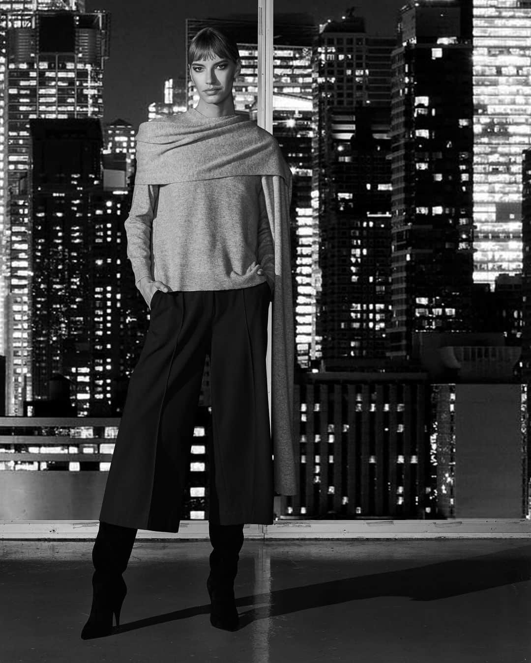 ホルストンのインスタグラム：「New to halston.com: pieces to buy now, wear now. ⁣ ⁣ Head to stories to see more.」