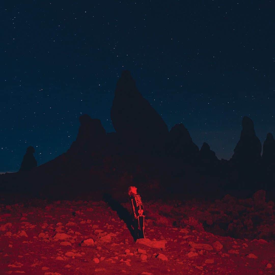 マシュー・カマさんのインスタグラム写真 - (マシュー・カマInstagram)「My top records of 2020:  through this weird year, these records made the days feel a lot more normal. In no particular order , here’s the definitive list nobody asked for. I really adore these albums and if you haven’t heard one of them, give it a Sunday listen.」11月23日 1時00分 - matthewkoma